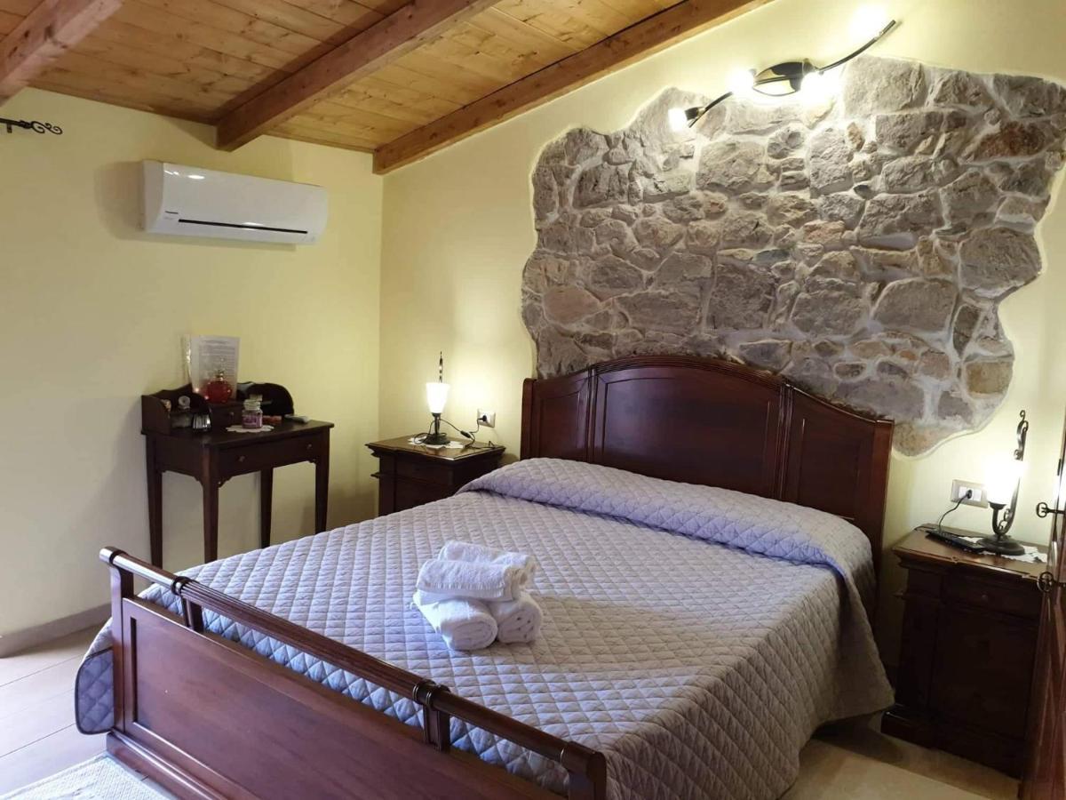 Estia Bed & Breakfast Scano Montiferro Exterior photo