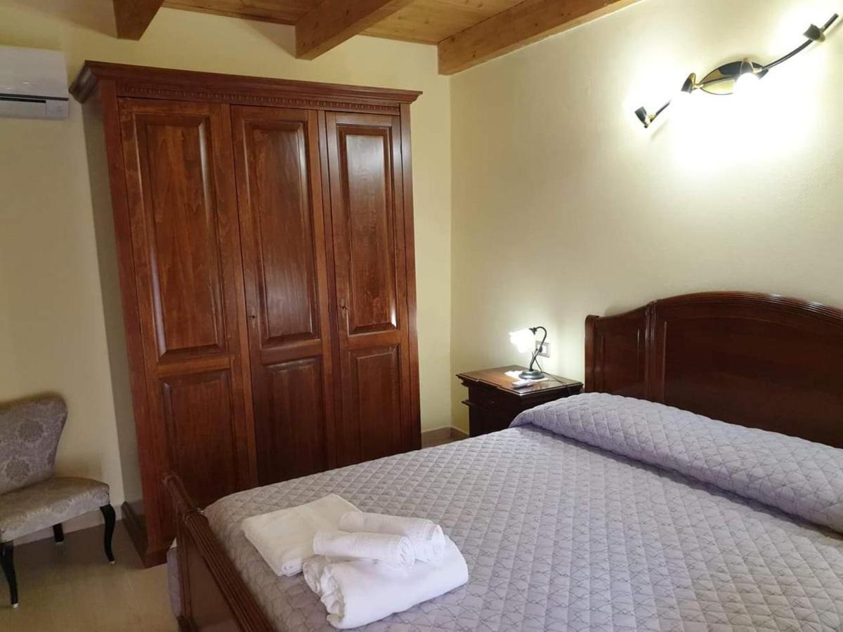 Estia Bed & Breakfast Scano Montiferro Exterior photo